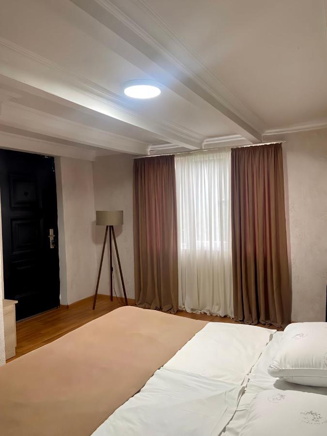 Hotel Doko Martwili Zewnętrze zdjęcie